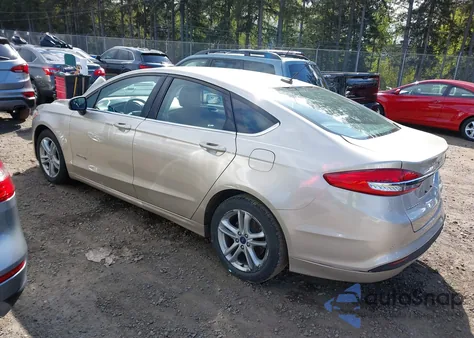 2018 Ford Fusion Hybrid Se z USA, uszkodzony, nr VIN 3FA6P0LU7JR269141